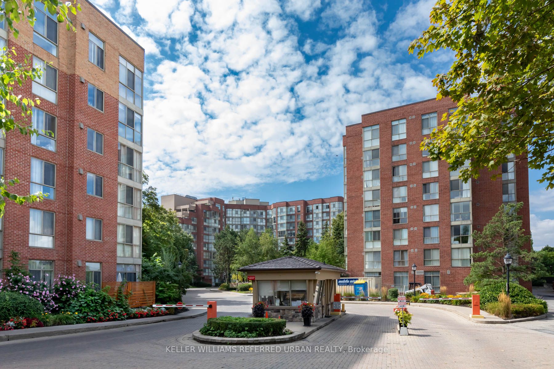 24 Southport St #452 - Toronto W01 - High Park-Swansea