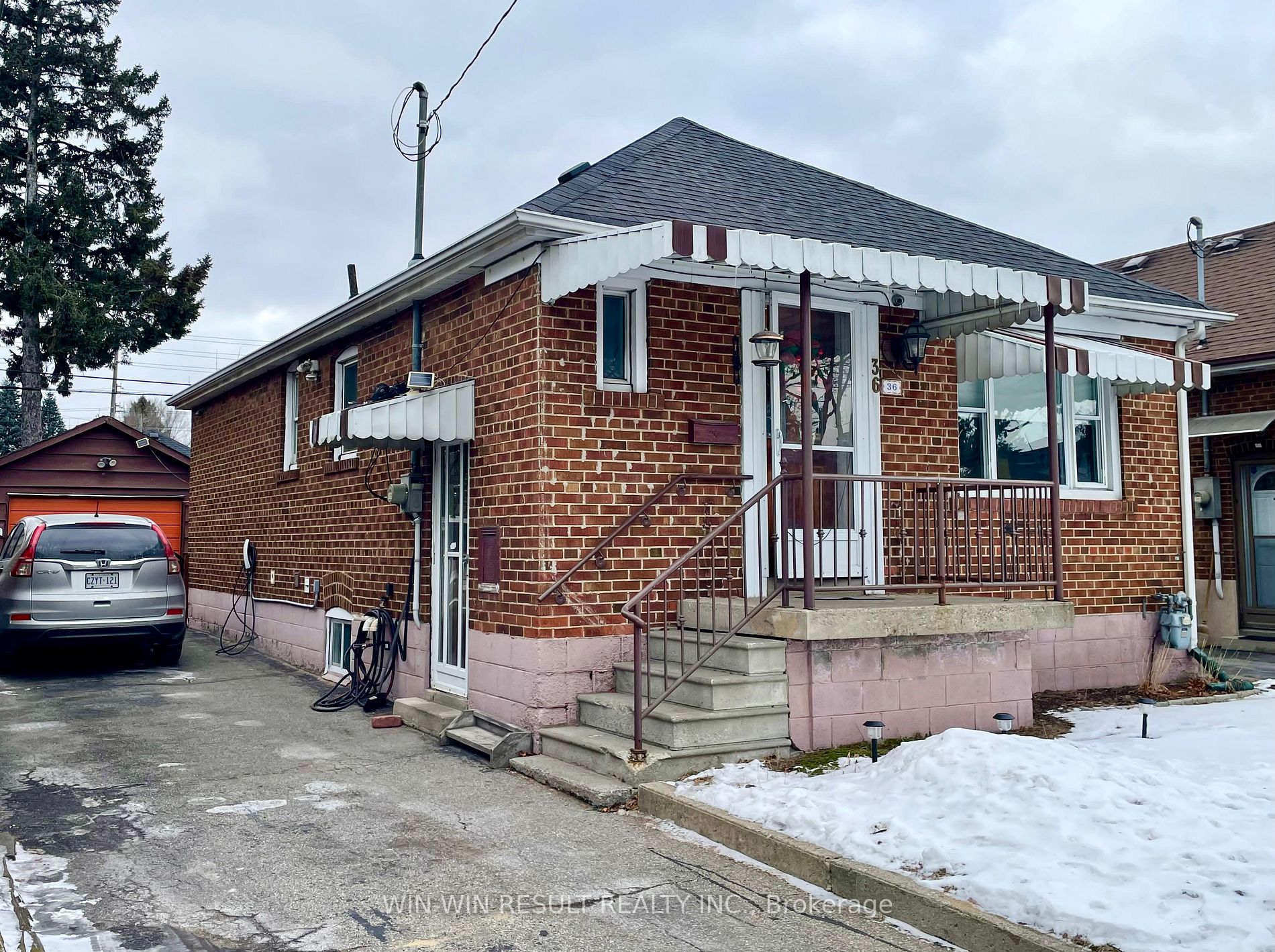 36 Rothsay Ave - Toronto W07 - Stonegate-Queensway