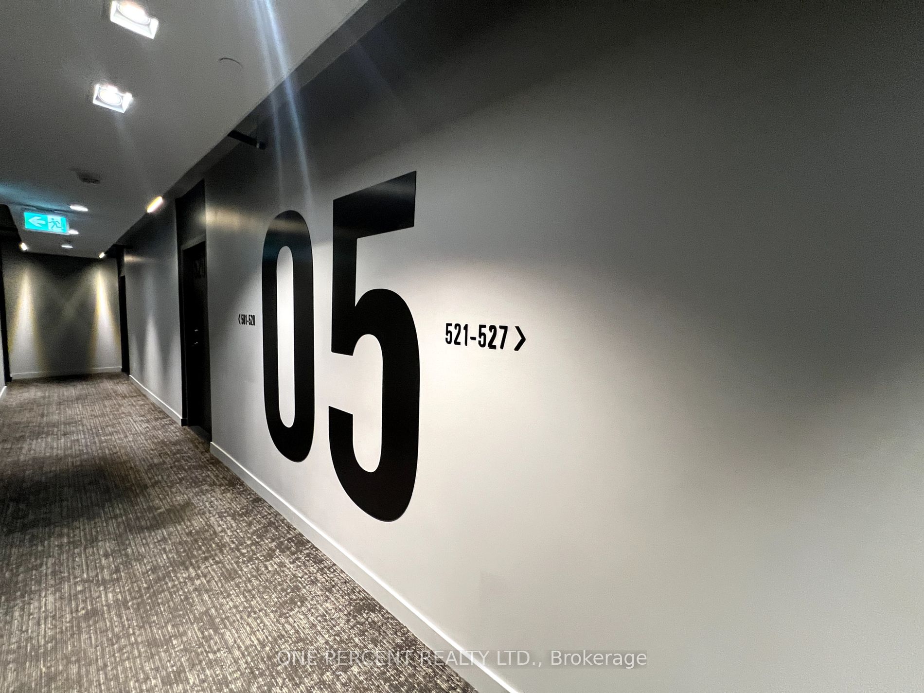 7 SMITH Cres #527 - Toronto W07 - Stonegate-Queensway