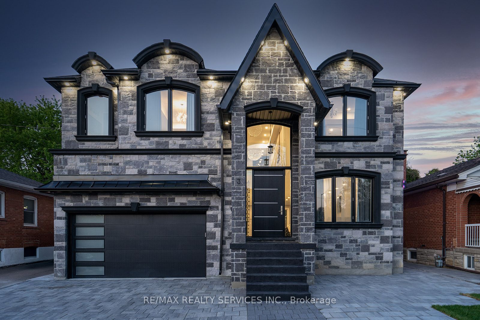 3 Bonnyview Dr - Toronto W07 - Stonegate-Queensway