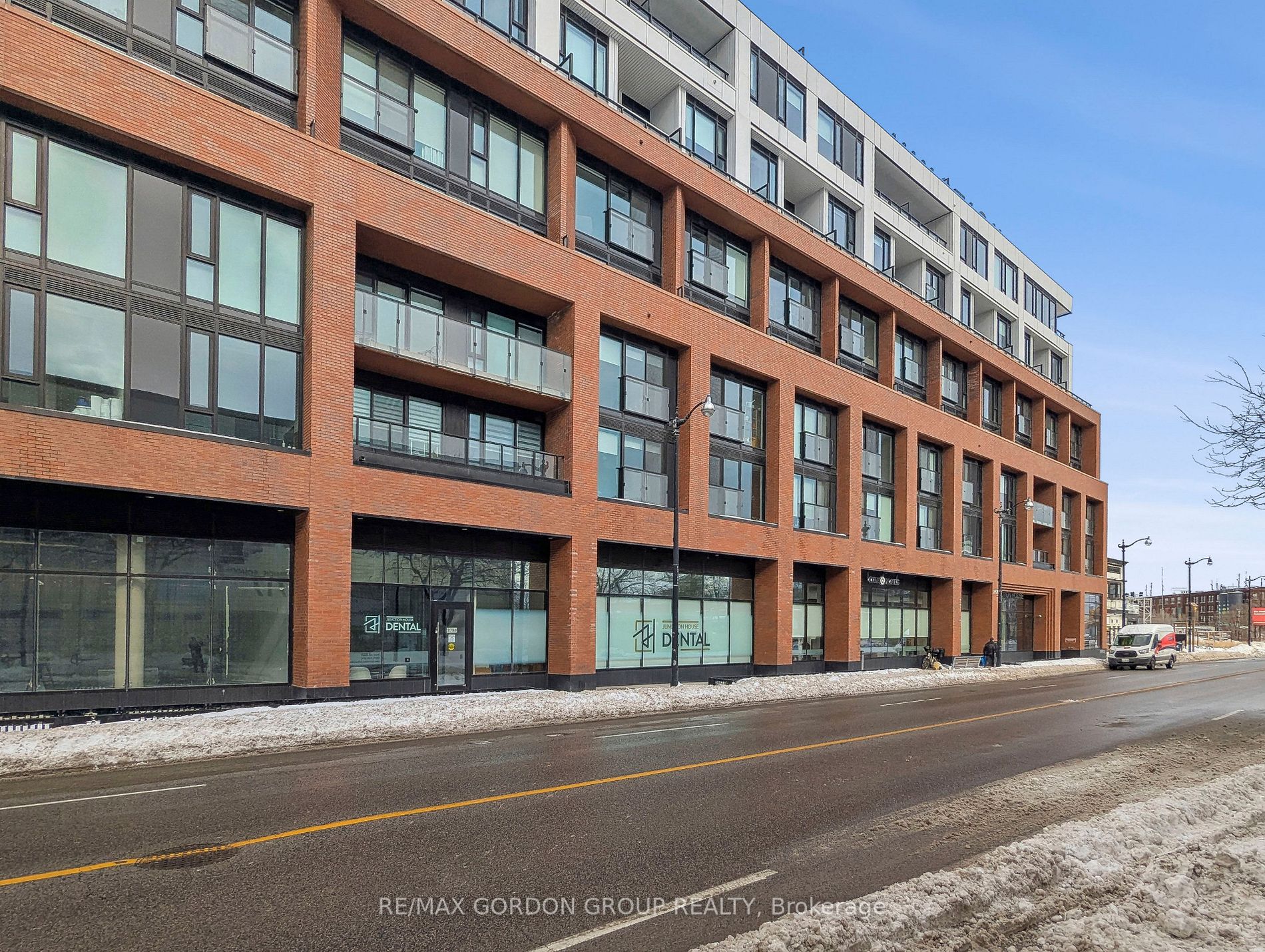 2720 Dundas St #423 - Toronto W02 - Junction Area