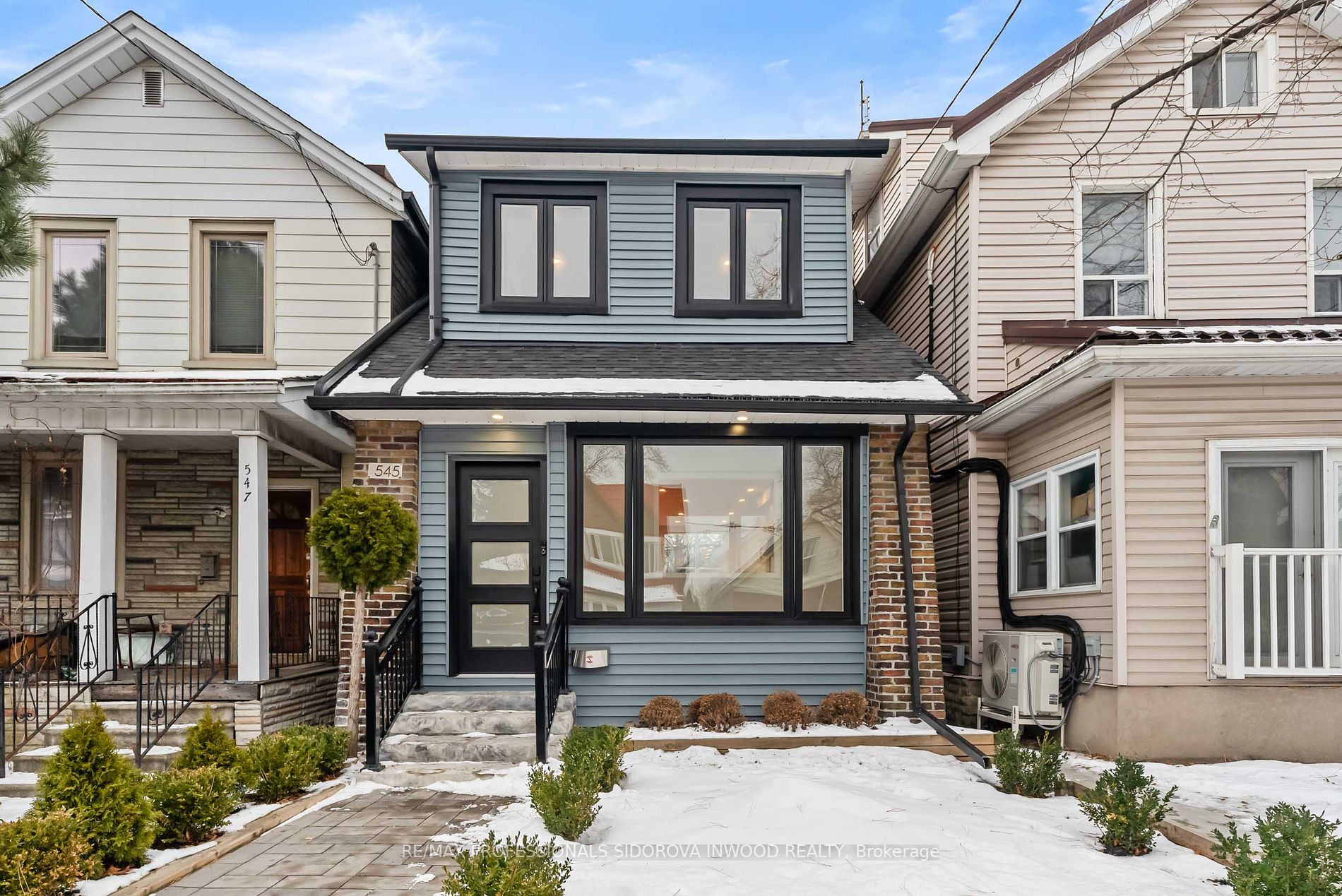 545 Runnymede Rd - Toronto W02 - Junction Area