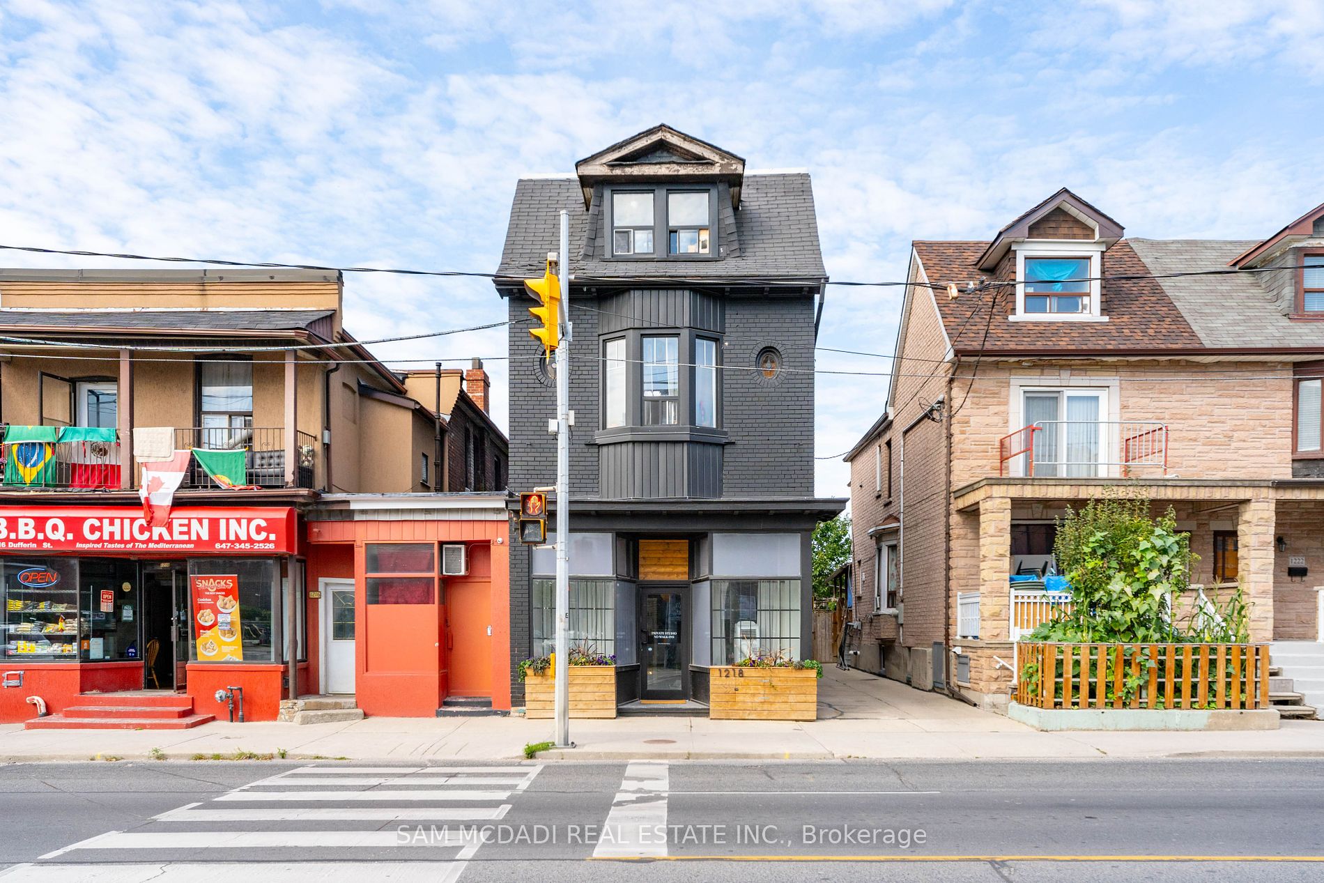 1218 Dufferin St - Toronto W02 - Dovercourt-Wallace Emerson-Junction
