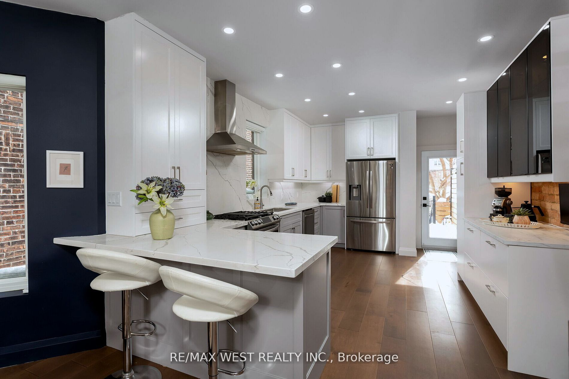 193 Wright Ave - Toronto W01 - Roncesvalles