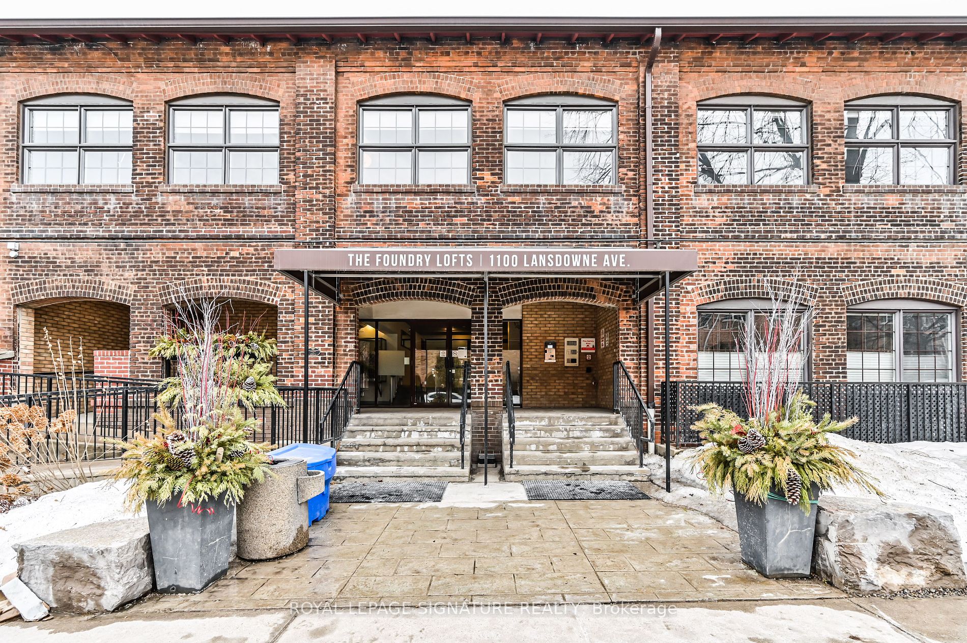 1100 Lansdowne Ave #336 - Toronto W02 - Dovercourt-Wallace Emerson-Junction