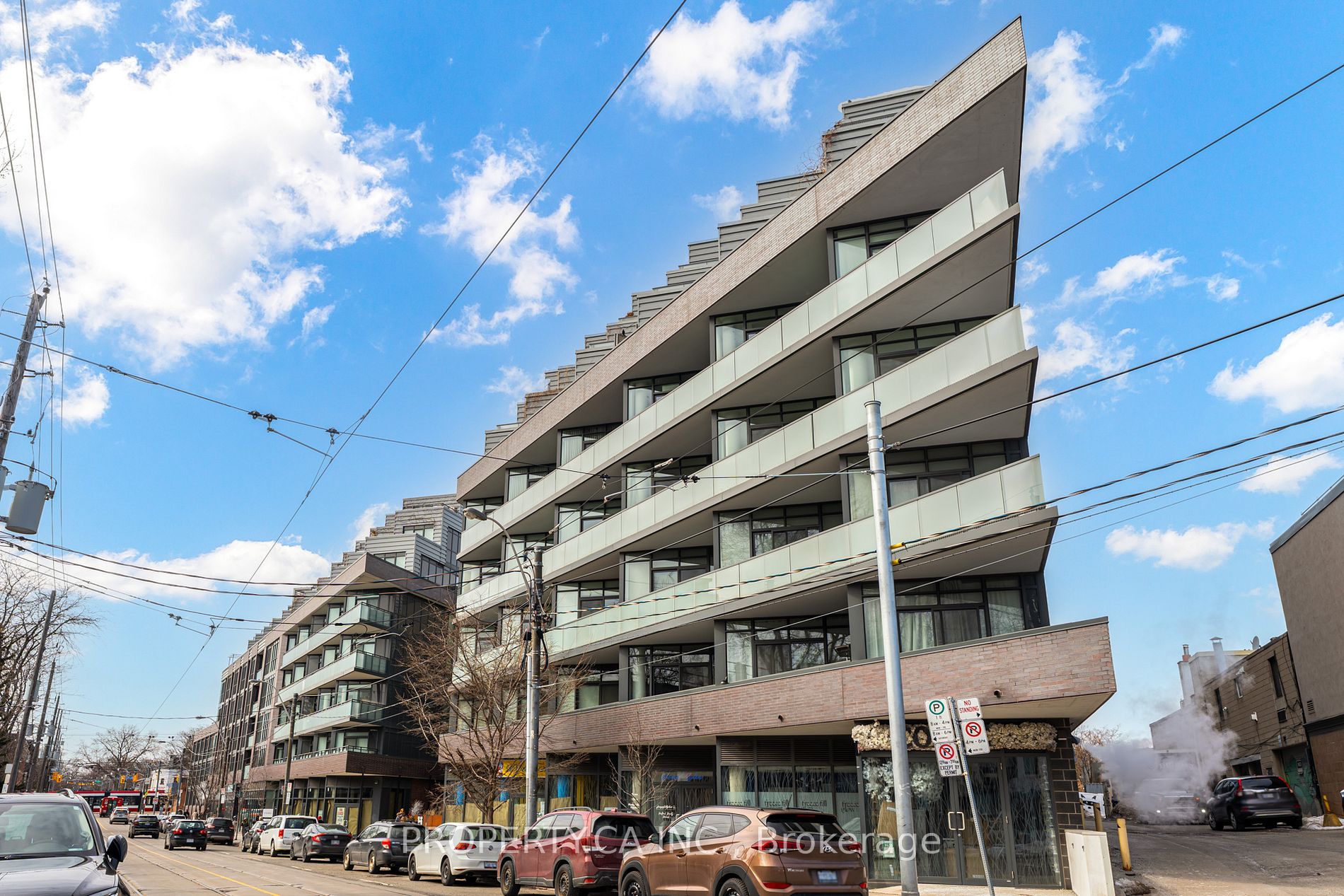 38 Howard Park Ave #212 - Toronto W01 - Roncesvalles