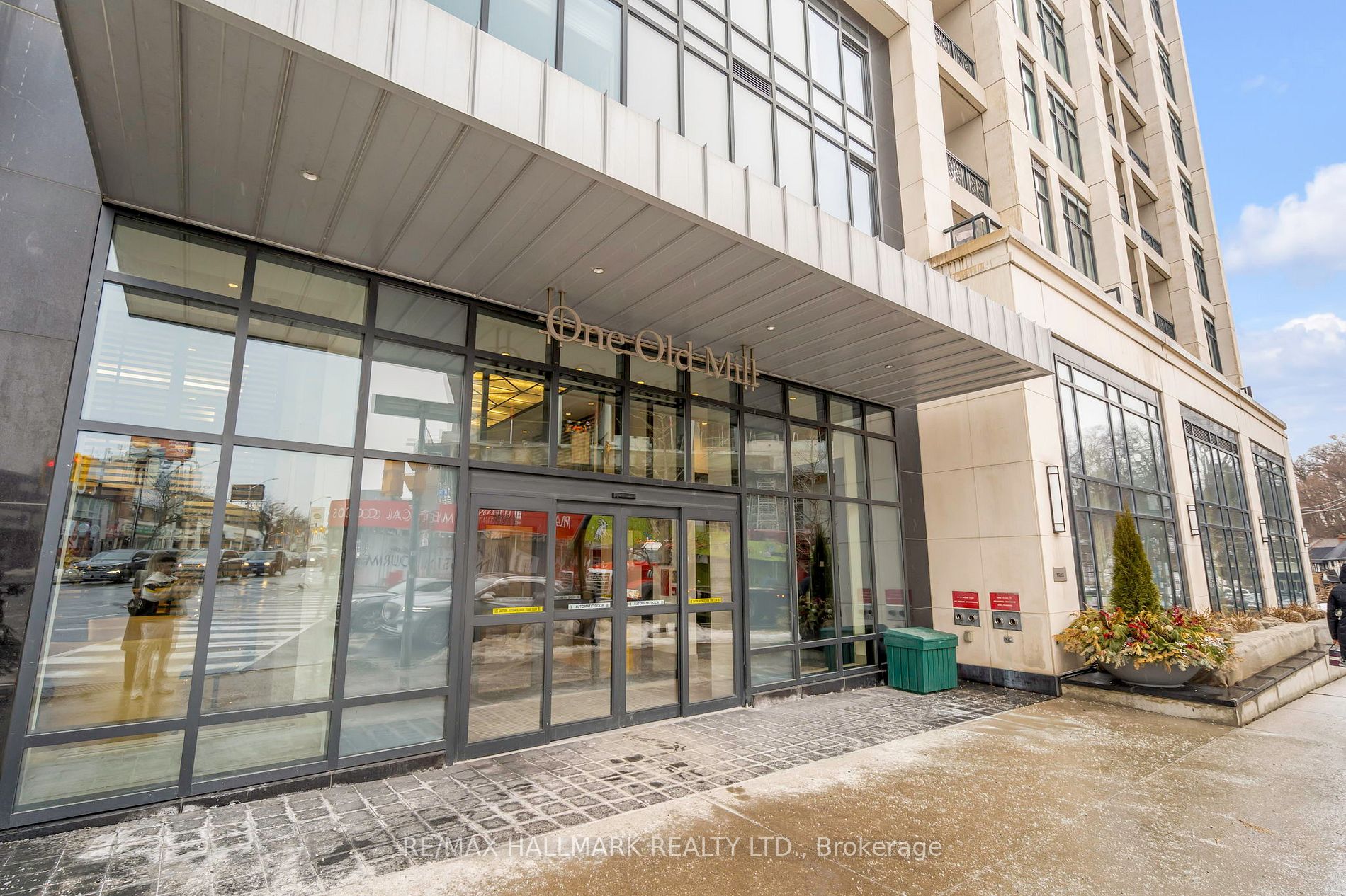 1 Old Mill Dr #309 - Toronto W01 - High Park-Swansea