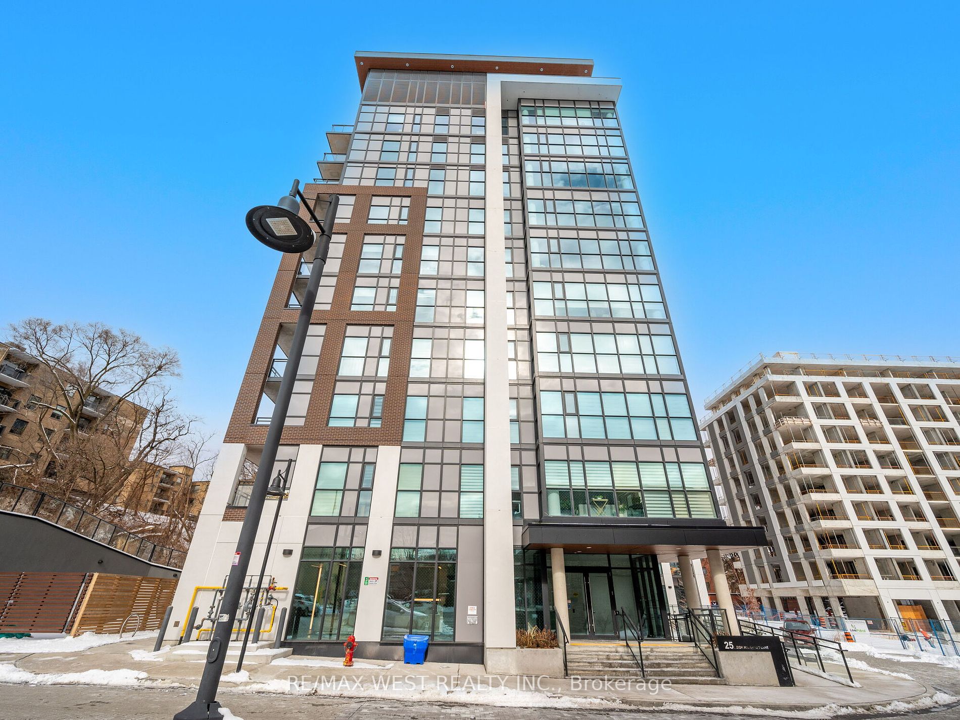 25 Neighbourhood Lane #206 - Toronto W07 - Stonegate-Queensway
