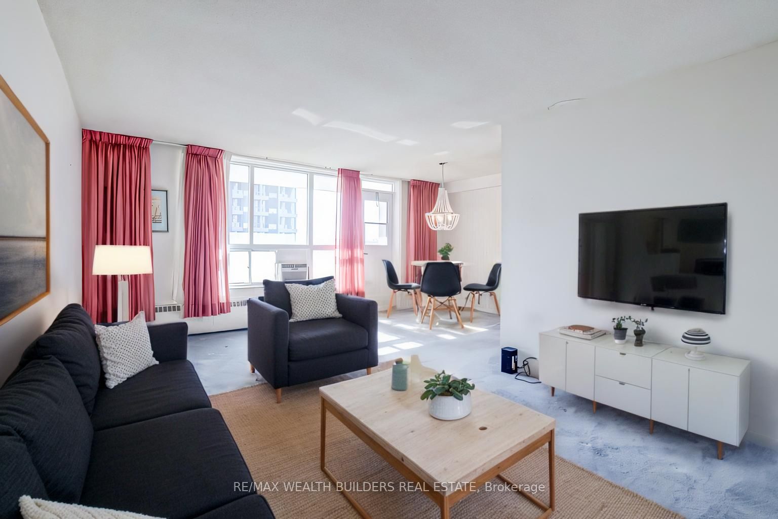 65 Southport St #810 - Toronto W01 - High Park-Swansea