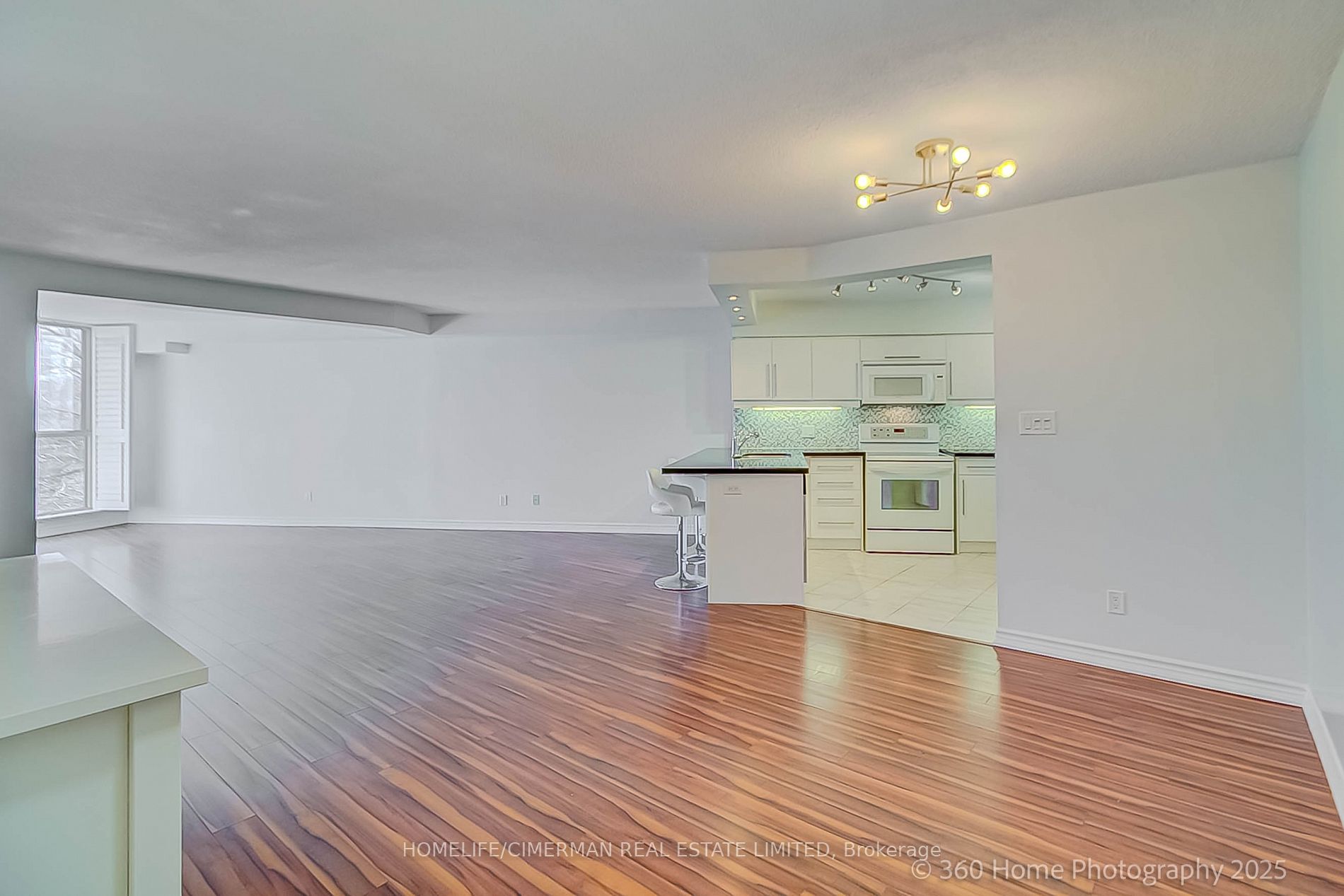 20 Southport St #413 - Toronto W01 - High Park-Swansea