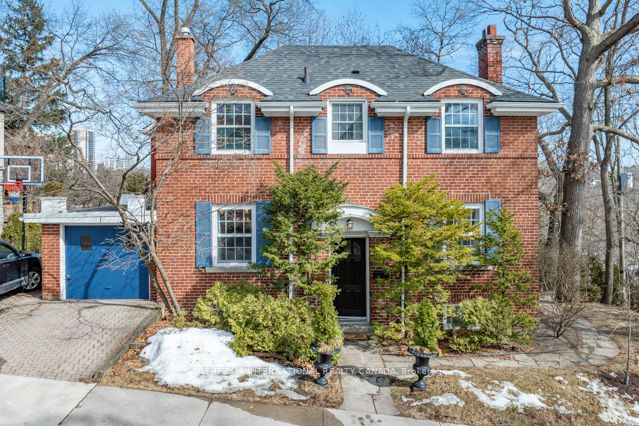 1 HARCROFT Rd - Toronto W01 - High Park-Swansea