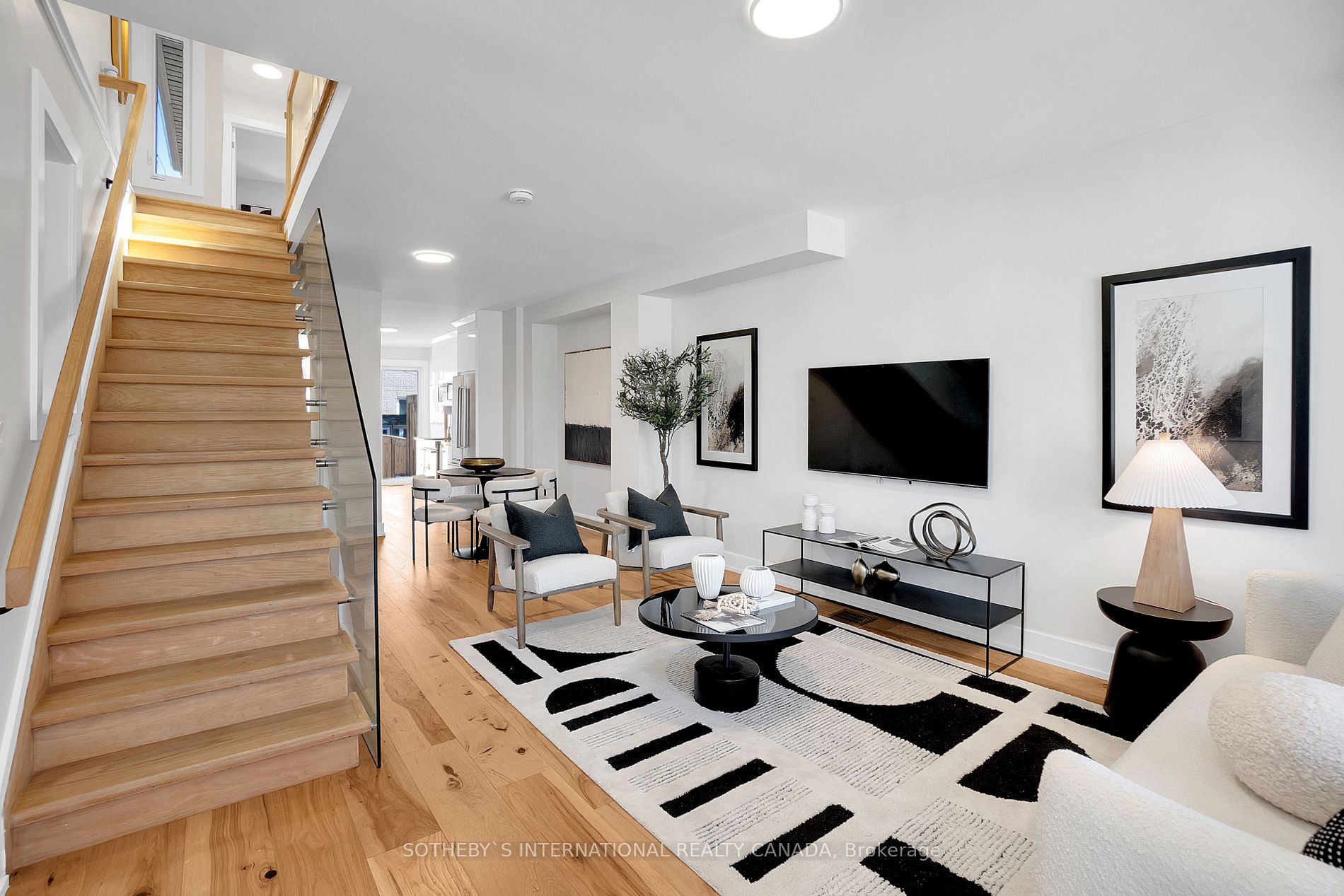 95 Lightbourn Ave - Toronto W02 - Dovercourt-Wallace Emerson-Junction