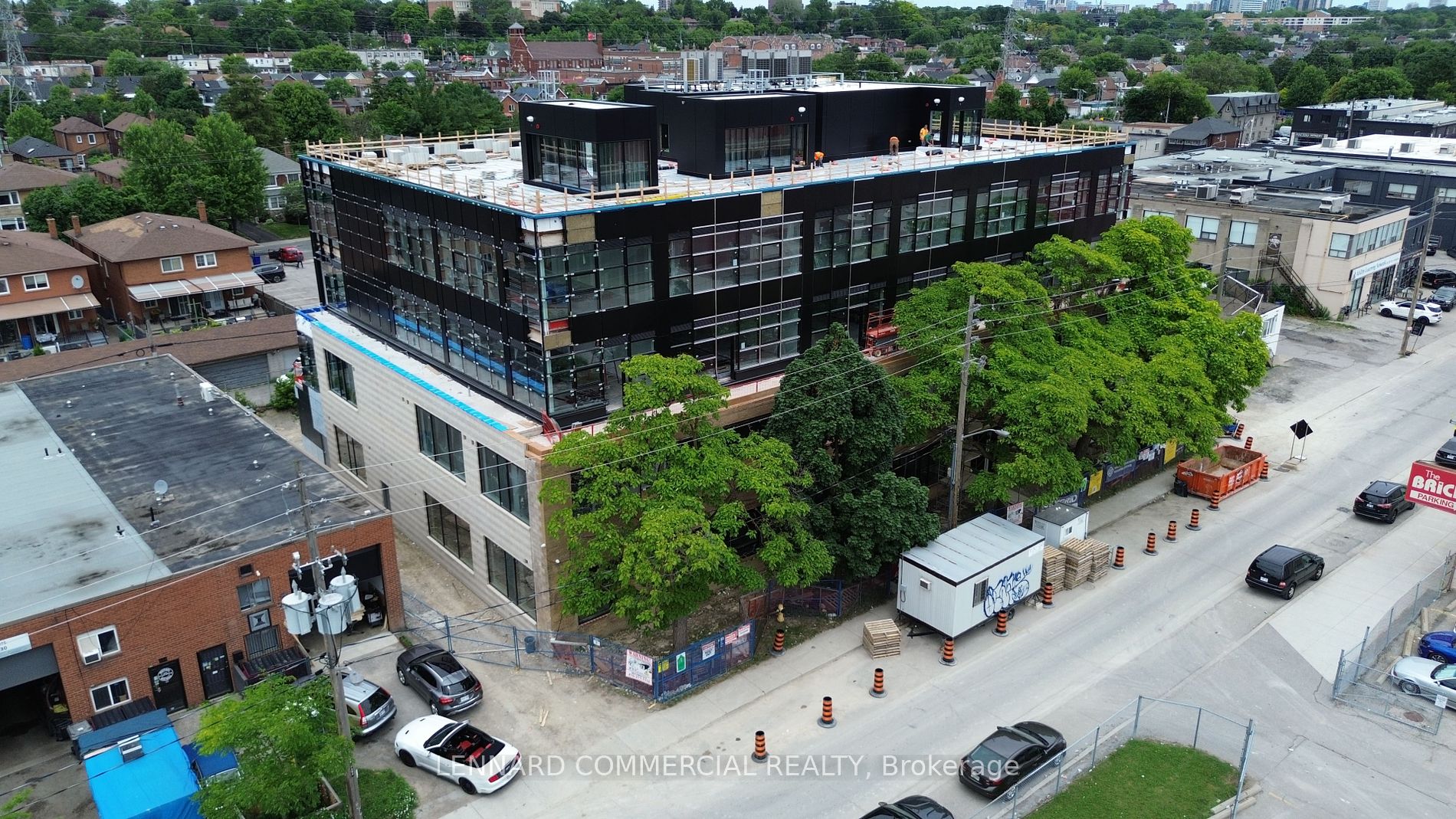 300 Geary Ave - Toronto W02 - Dovercourt-Wallace Emerson-Junction