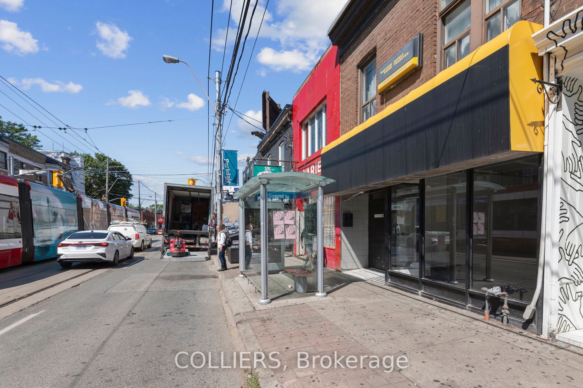 1576 Queen St - Toronto W01 - Roncesvalles