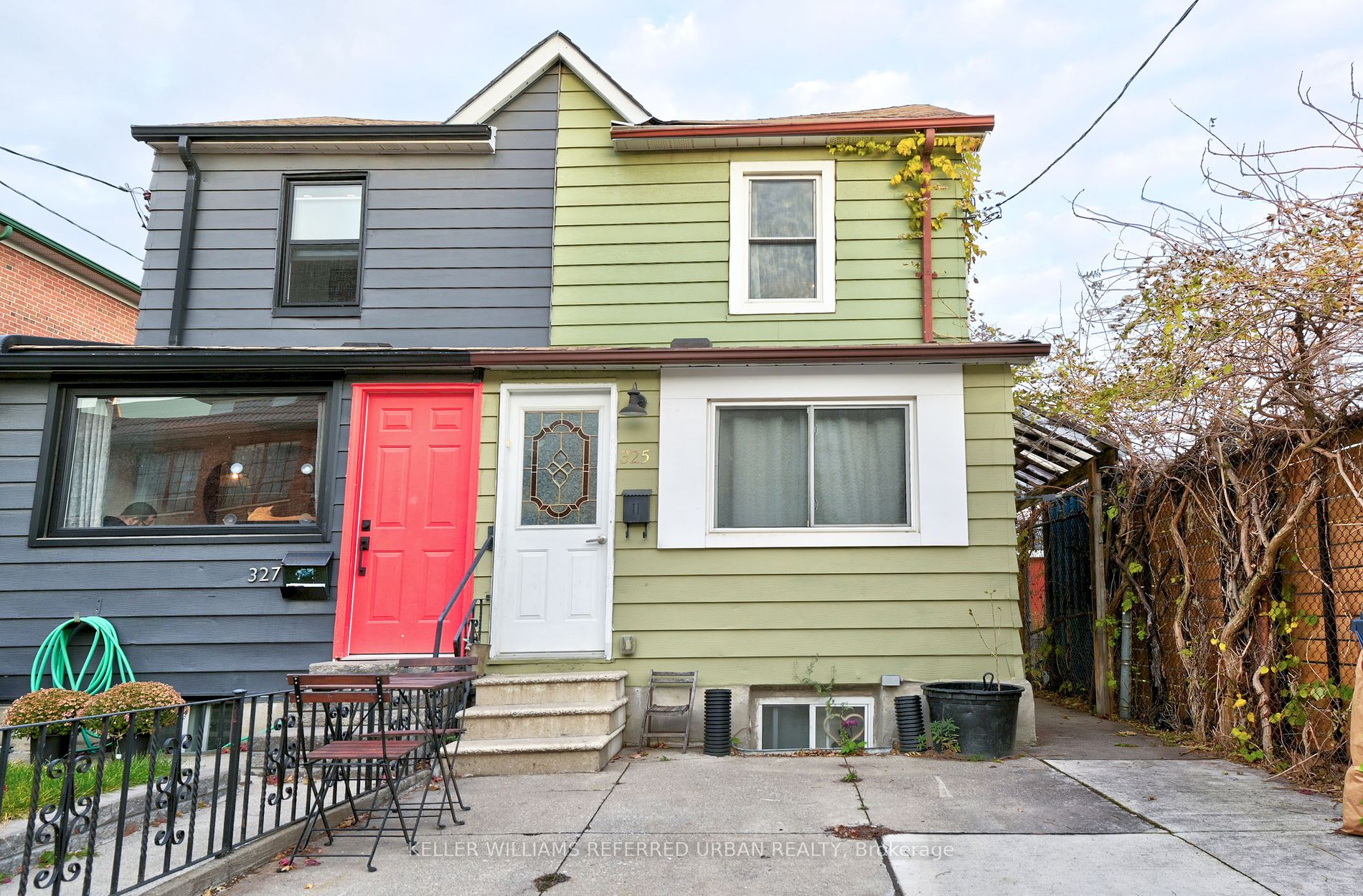 325 Westmoreland Ave - Toronto W02 - Dovercourt-Wallace Emerson-Junction