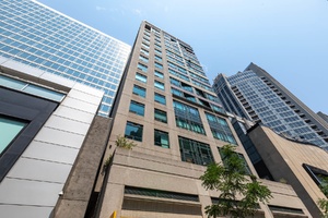 102 Bloor Street West #308 - Toronto - Yorkville