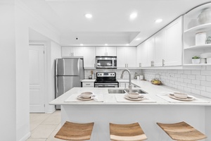 View 19webormlsdsc00223 11 shank street #1102 19webormlsdsc00223 11 shank street #1102