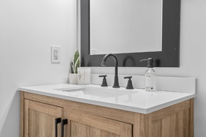 View 37webormlsdsc00158 11 shank street #1102 37webormlsdsc00158 11 shank street #1102