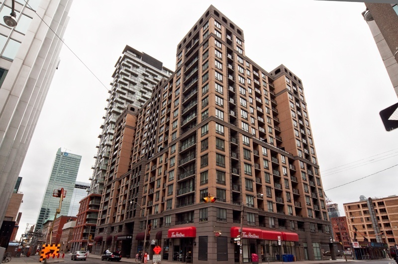 140 Simcoe Street 1414 Central Toronto Downtown