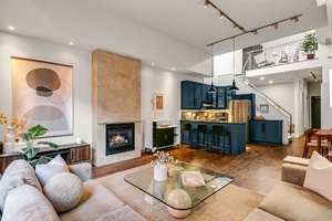 287 richmond st e #302 15webormls8_012_living room