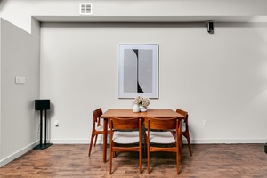 287 richmond st e #302 16webormls12_007_dining room