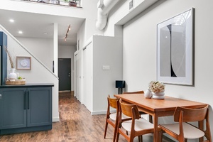 287 richmond st e #302 18webormls12_009_dining room