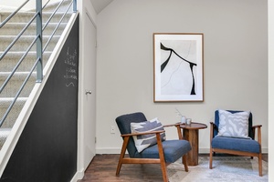 287 richmond st e #302 27webormls19_008_den