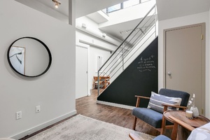 287 richmond st e #302 28webormls19_009_den