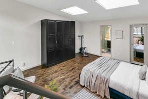 287 richmond st e #302 35webormls26_021_primary bedroom