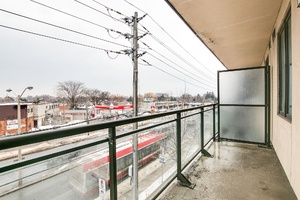 View 29webormls47_002_balcony(1) 29webormls47_002_balcony(1)