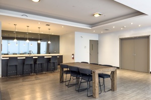 View 35webormls80_003_amenities 35webormls80_003_amenities