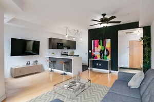 500 richmond street west 3