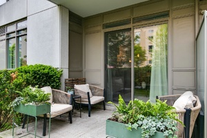 29webormls77_001_patio