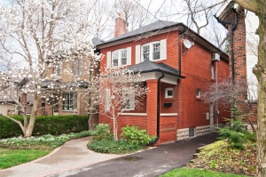 119 Eastbourne Avenue - Central Toronto - Chaplin Estates