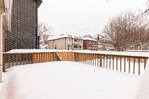 51webormls77_001_patio