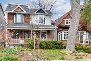 18 Grandview Avenue - East Toronto - Riverdale
