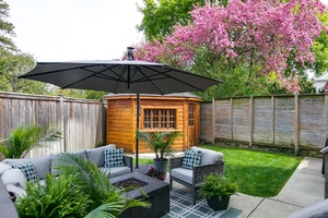 75webormls74_011_backyard