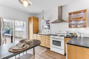 19webormls15_002_kitchen
