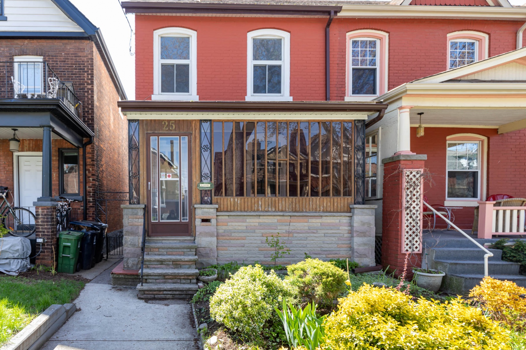 25 Westminster Avenue West Toronto Roncesvalles