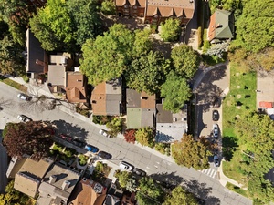 View 26 cambridge ave 1webormlsdji_20251006112840_0727_d 26 cambridge ave 1webormlsdji_20251006112840_0727_d