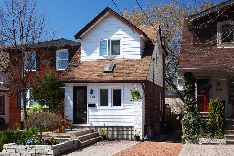 298 Lee Avenue East Toronto The Beaches