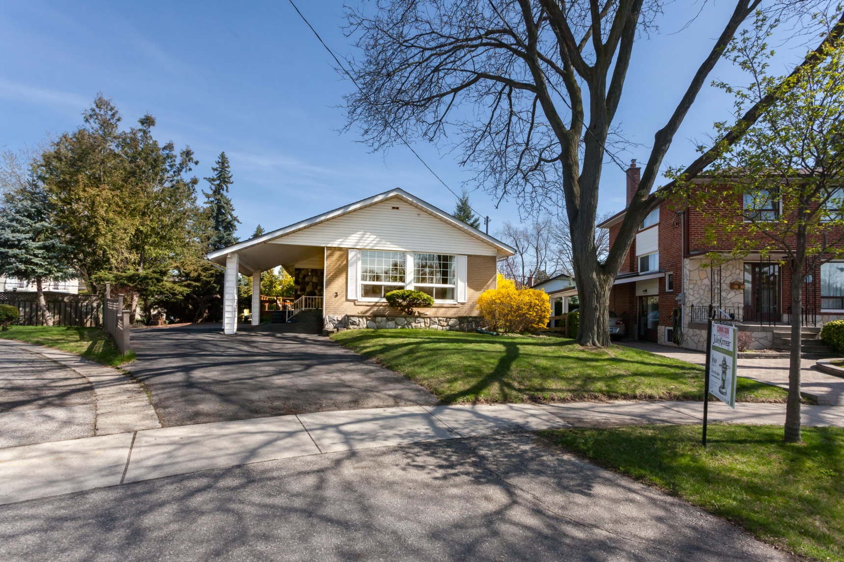 3 Eriksdale Road West Toronto Markland Wood
