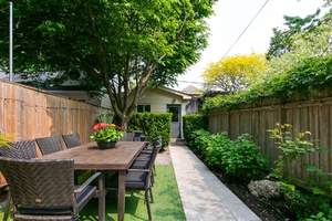 62webormls74_005_backyard