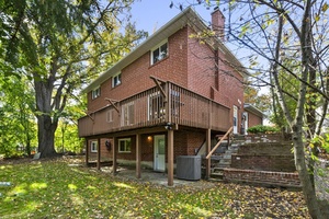 57 Tobruk Crescent - North York - Newtonbrook East