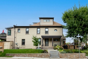 706 Indian Road #Upper (Second and Third Floors) - West Toronto - High Park