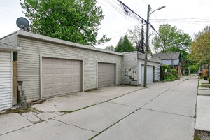 44webormls75_002_garage