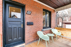 002_porch