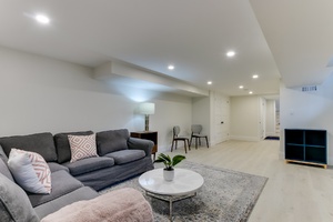 046_lower level