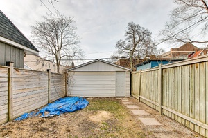 057_backyard