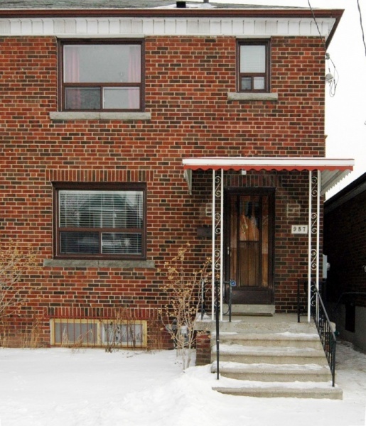 957 St Clarens Avenue Toronto St. Clair West Corso Italia